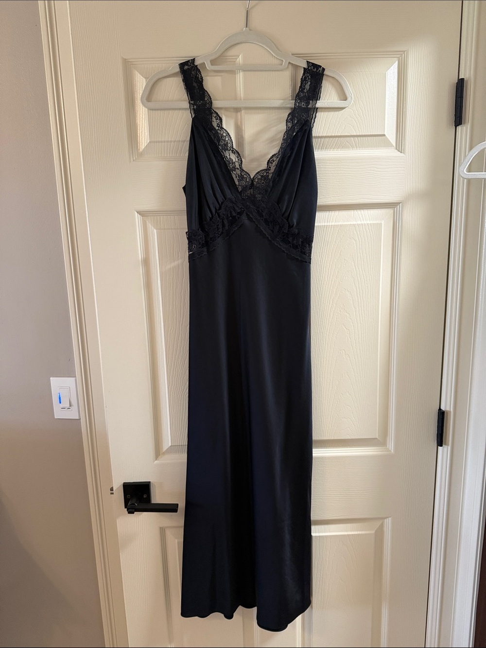 Abercrombie & Fitch Black Lace-Trim Slip Dress Size Small